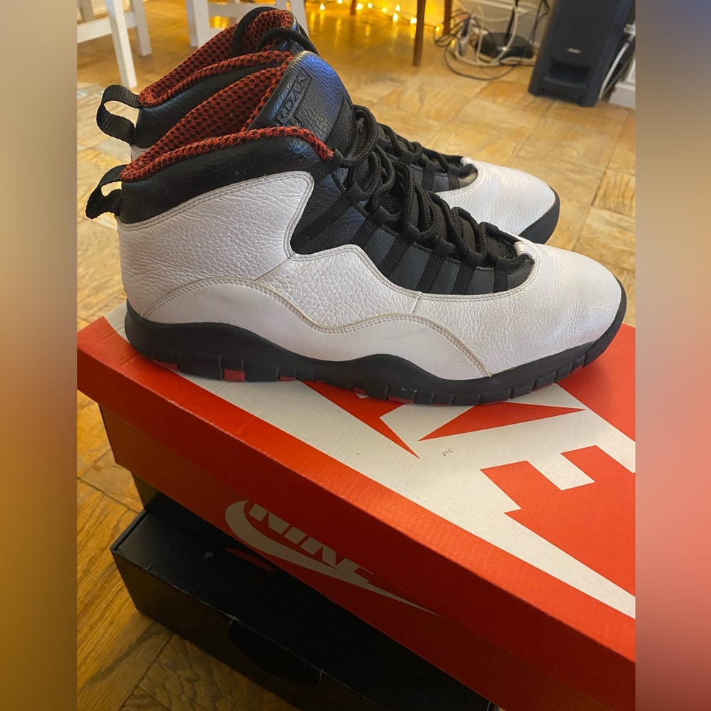 Jordan Chicago 10s Size 13 Men’s
